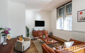 Beautiful Three Bed Flat In Nottingham City Centre